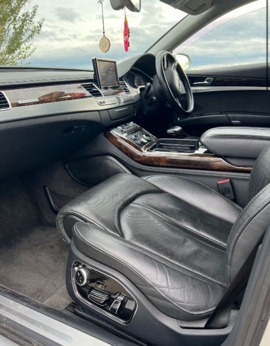Dezmembrez / Dezmembrari / Piese Audi A8 4H D4 4.2TDI CDSB