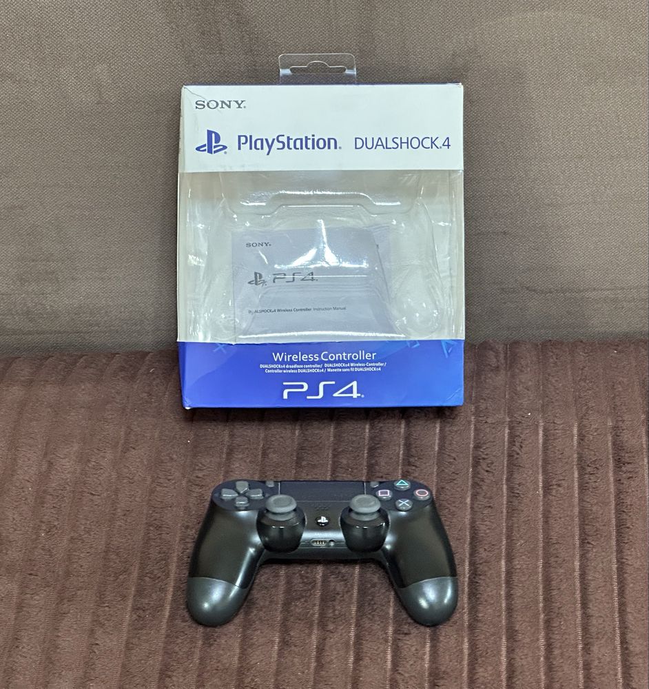 Джойстик DualShock 4 V2 на PS4