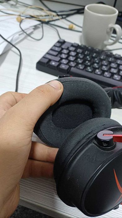 Топовые наушники hyperx cloud alpha, состояние хорошее без дефектов