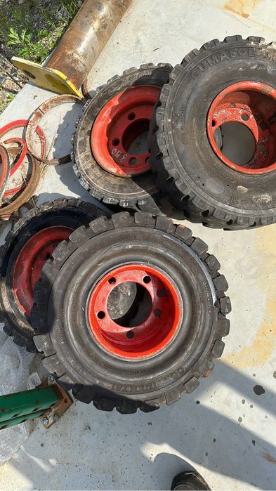 Montaj+Anvelope pline +cauciuc  stivuitor noi sau second hand