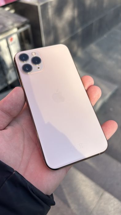 Продам Iphone 11 pro