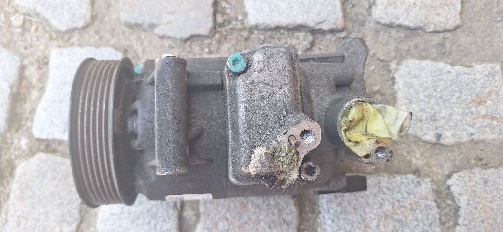 Компресор  климатик VW Seat Audi Skoda Delphi 5N0820803A