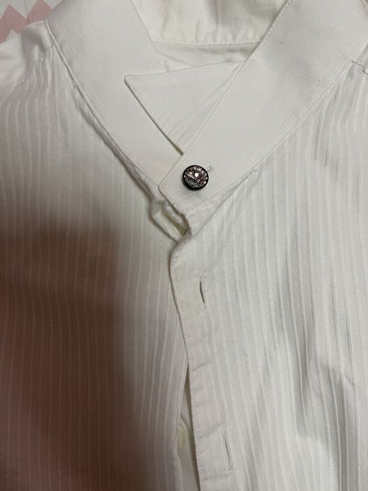 Официален костюм