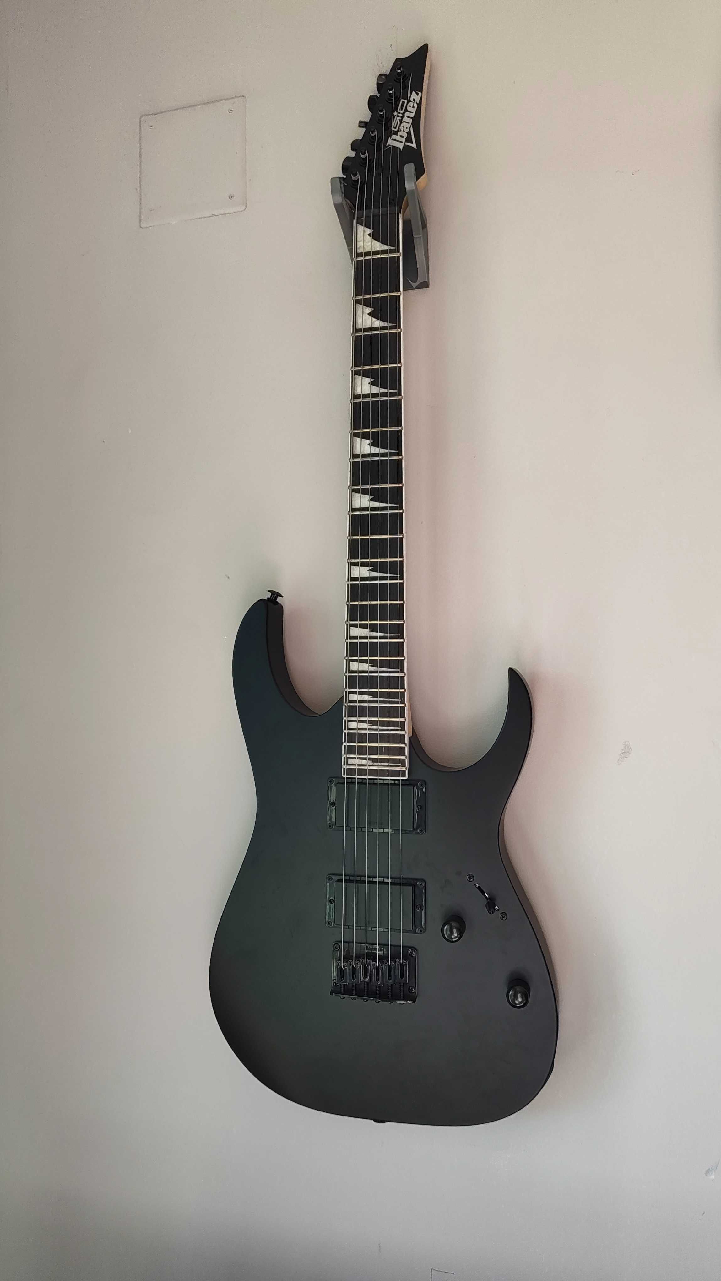 Китара Ibanez GRG121 комплект аудио интерфейс Focusrite Scarlett Solo