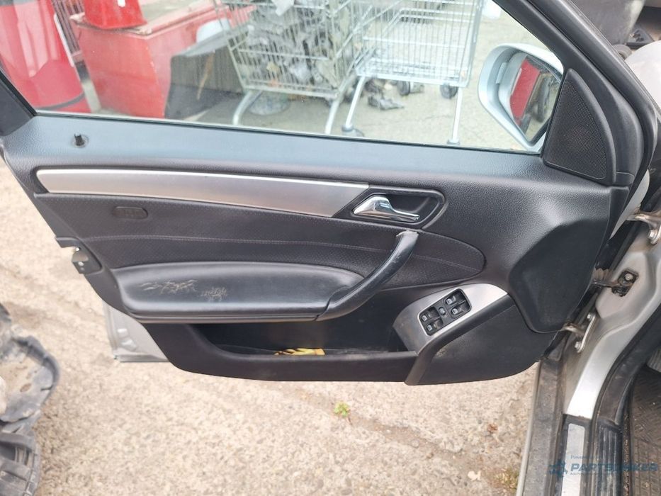 Tapițerie panou portieră față MERCEDES-BENZ C-CLASS II W203 2005 C 220 CDI OM646 110KW|150HP 2005
