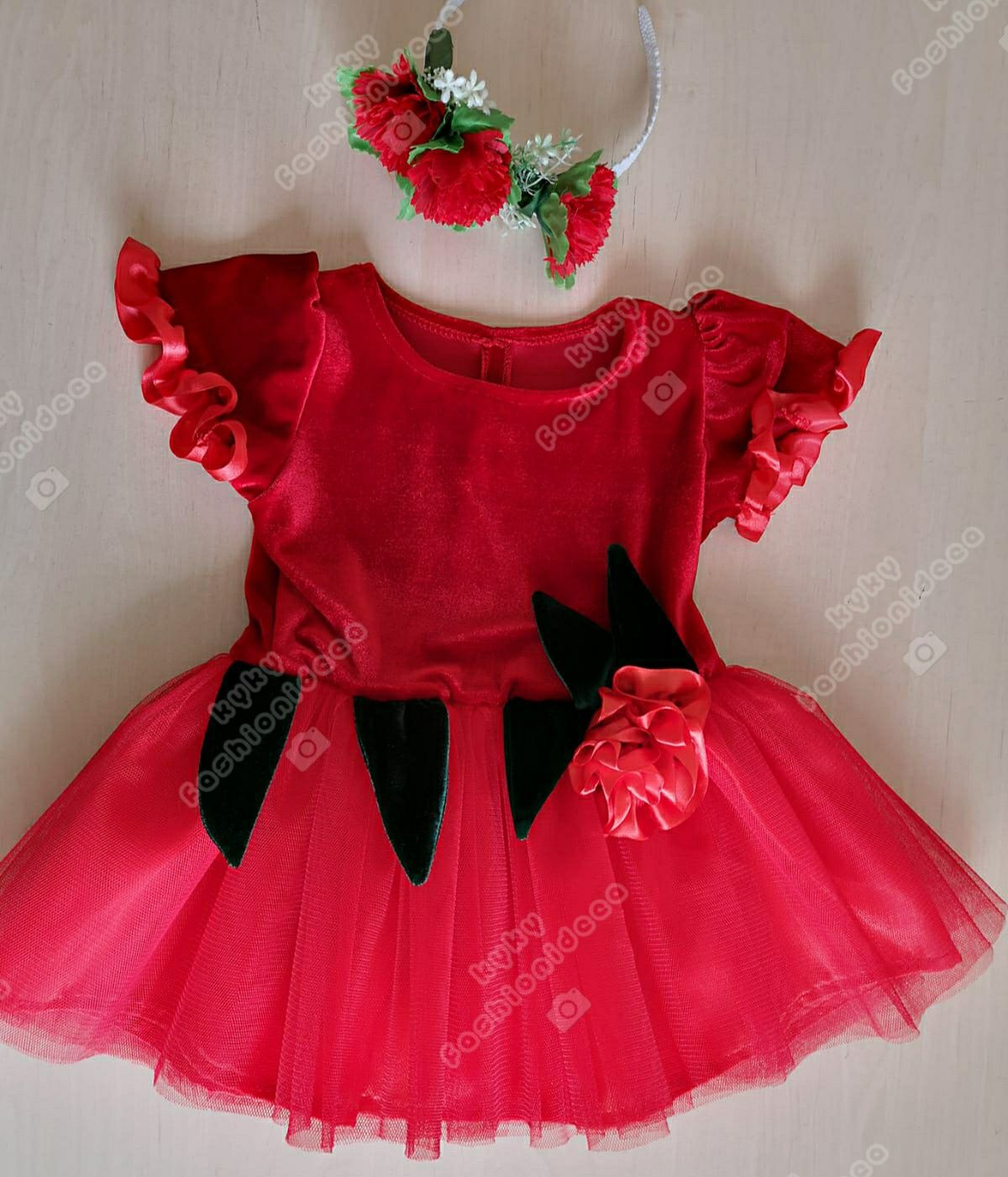 Costum garoafa rochita  rosie copii serbare spectacol halloween
