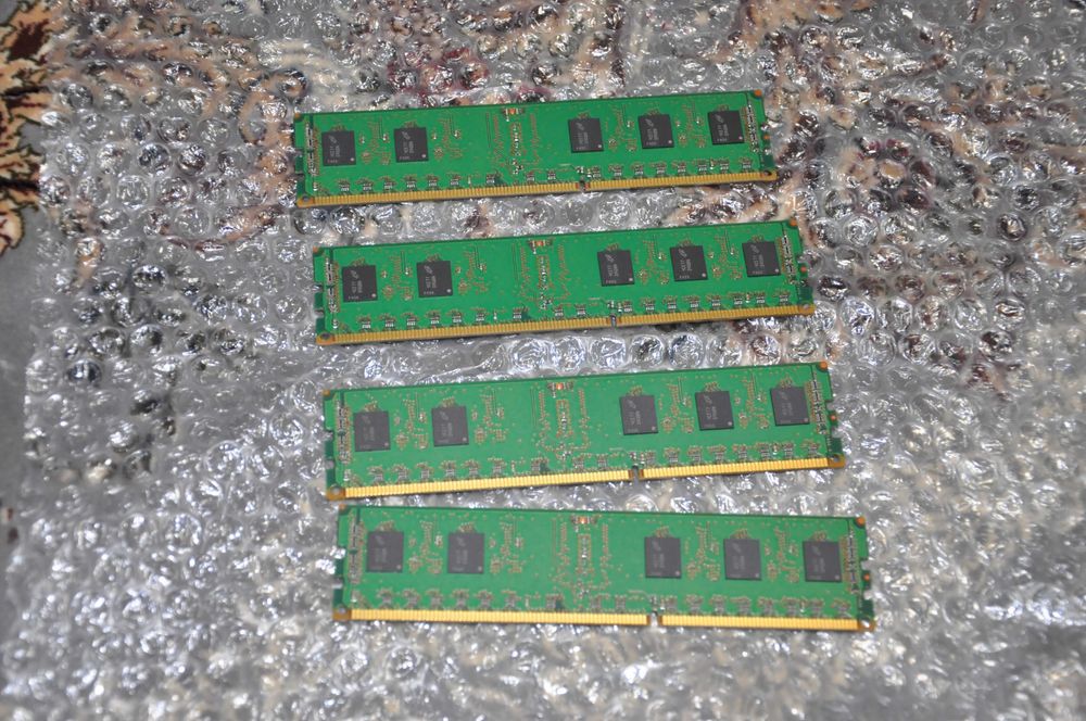 memorii ecc server DDR3 16GB 4x4