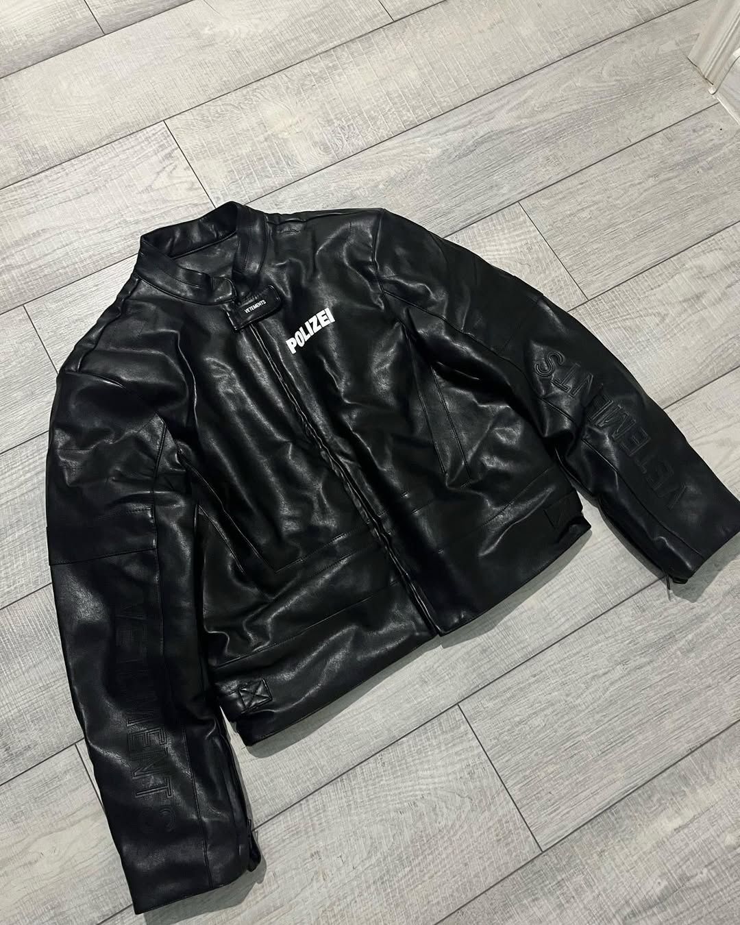 VETEMENTS jacket polizei