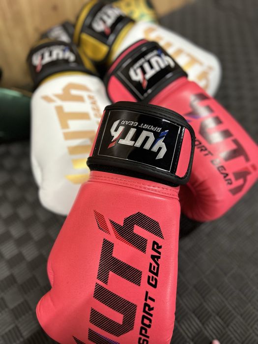 Ръкавици за бойни спортове