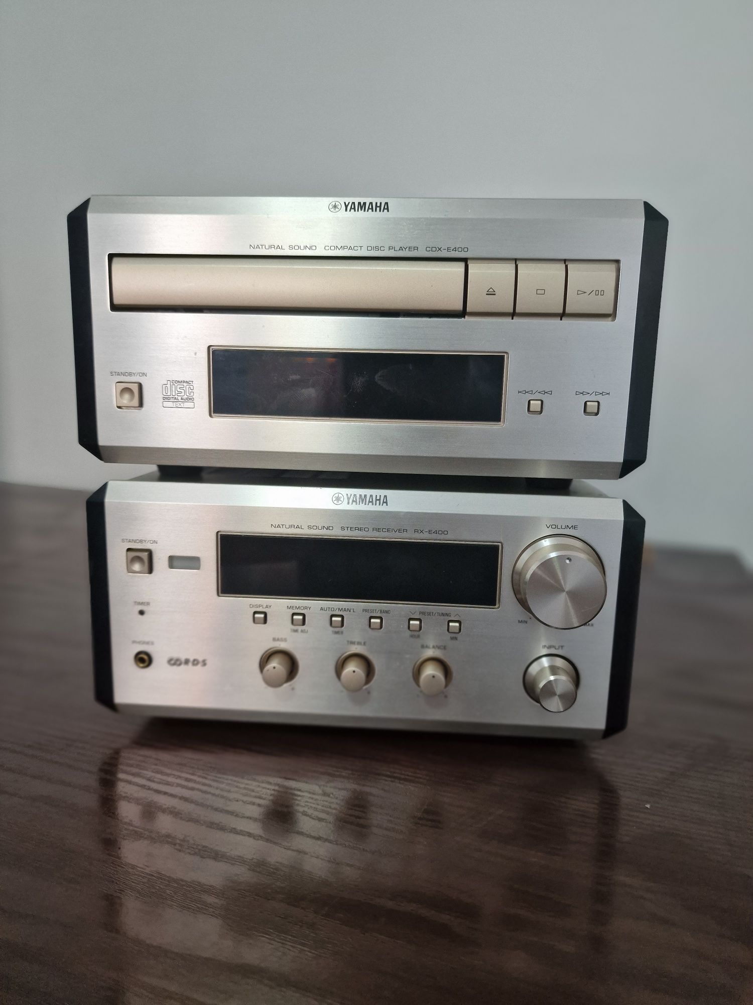 CD Player + Amplificator Yamaha RX E-400