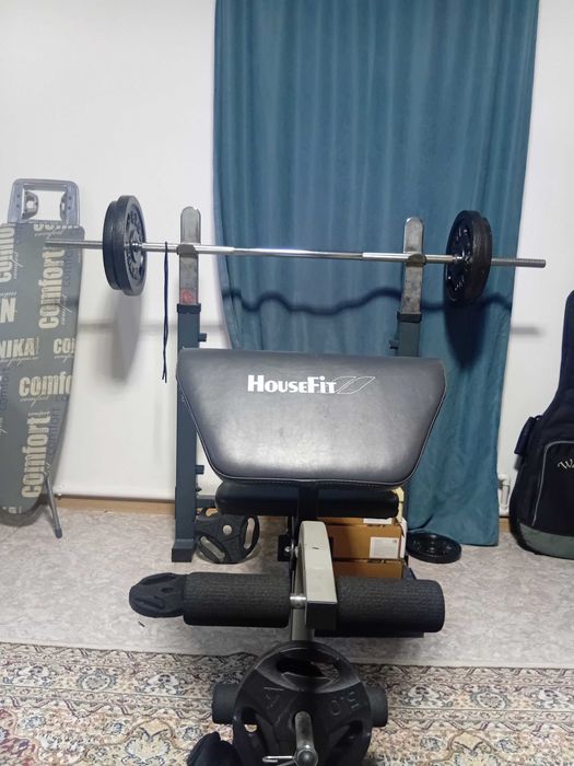 Продам лежак House fit со штангой