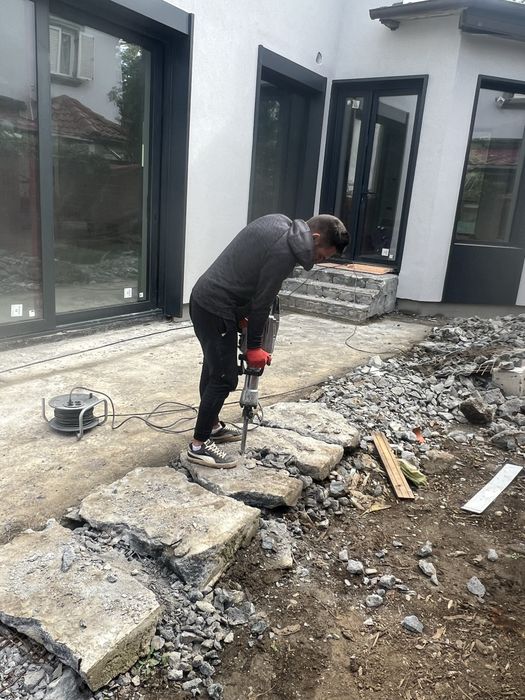 Amenajări /interioare /exterioare