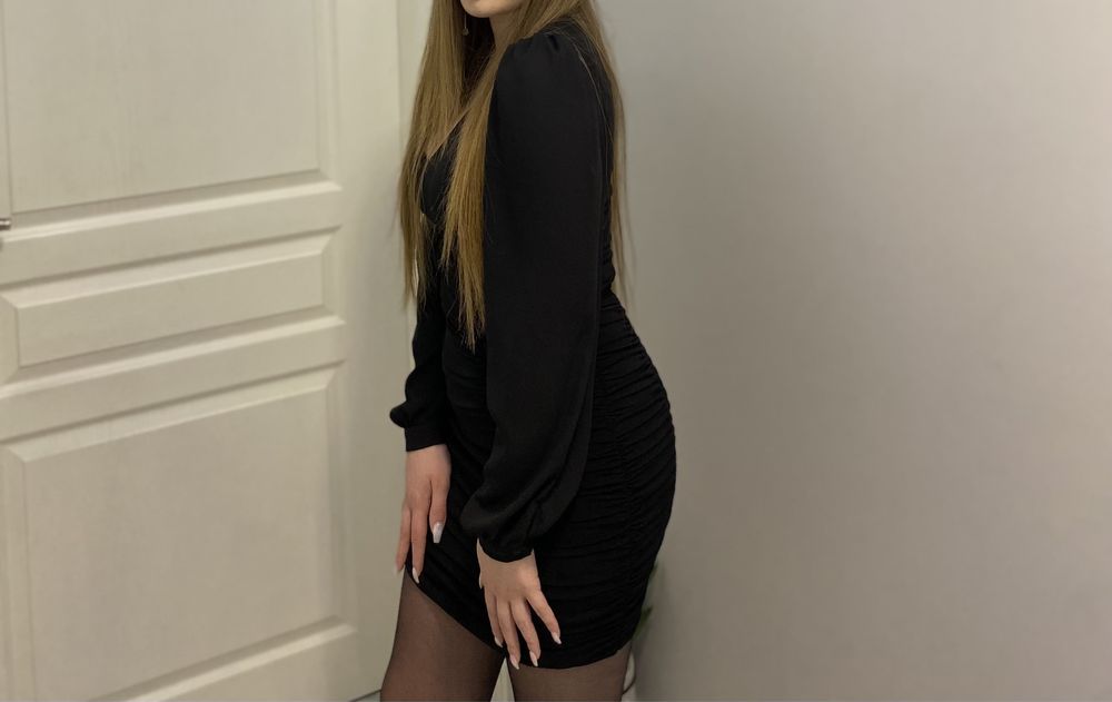 Официална рокля.