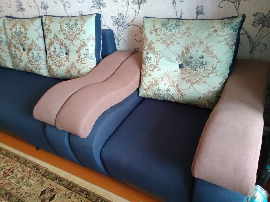 Продам мягкий уголок отдыха