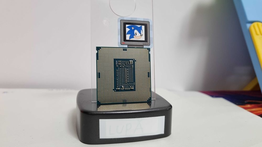 Procesor socket 1151 v2 Intel Core i7-8700K 3.7Ghz Turbo 4.7Ghz 12Mb