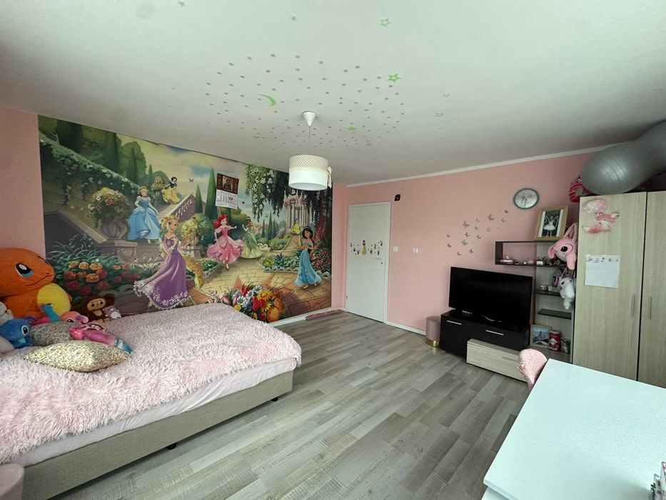 Продава се Къща в с. Владо Тричков, Област София-област - 210 кв.м за 1239 €/кв.м - Снимка #1