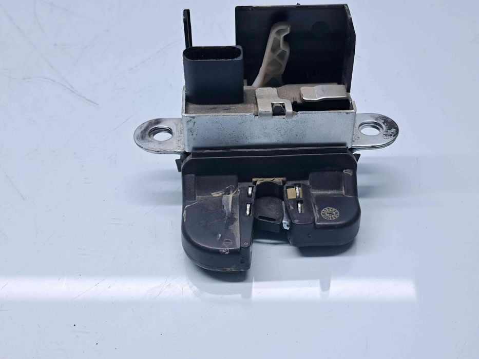 Broasca haion Volkswagen Golf 5 Plus (5M1) [Fabr 2005-2008] OEM