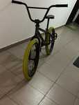 Vand bmx bicicleta foarte intretinuta si foarte buna