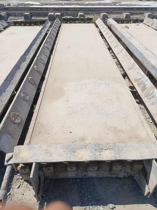 Plita qoliplar va kran