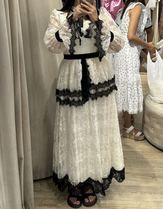 Красивое вечернее платье