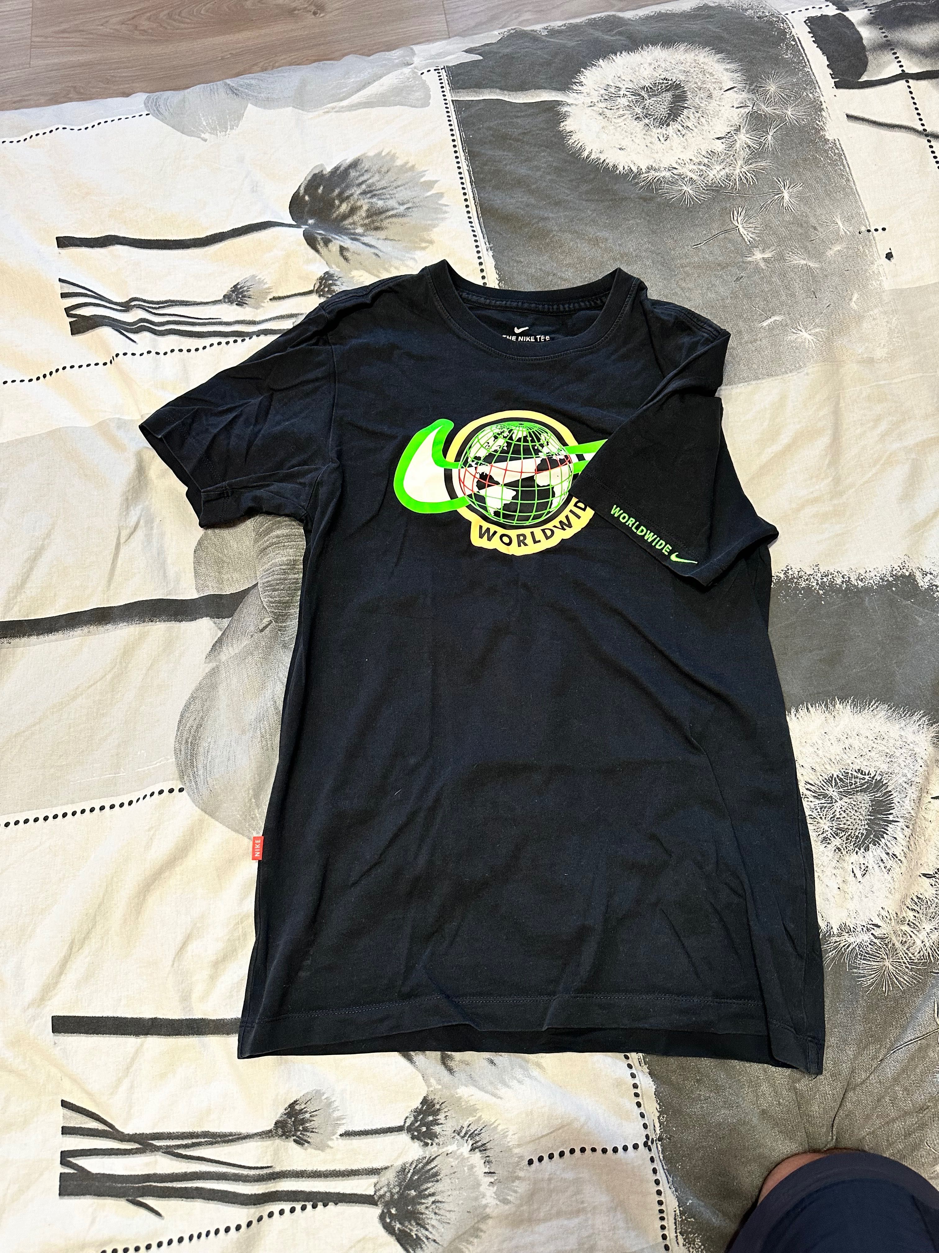 Nike Worldwide Shirt