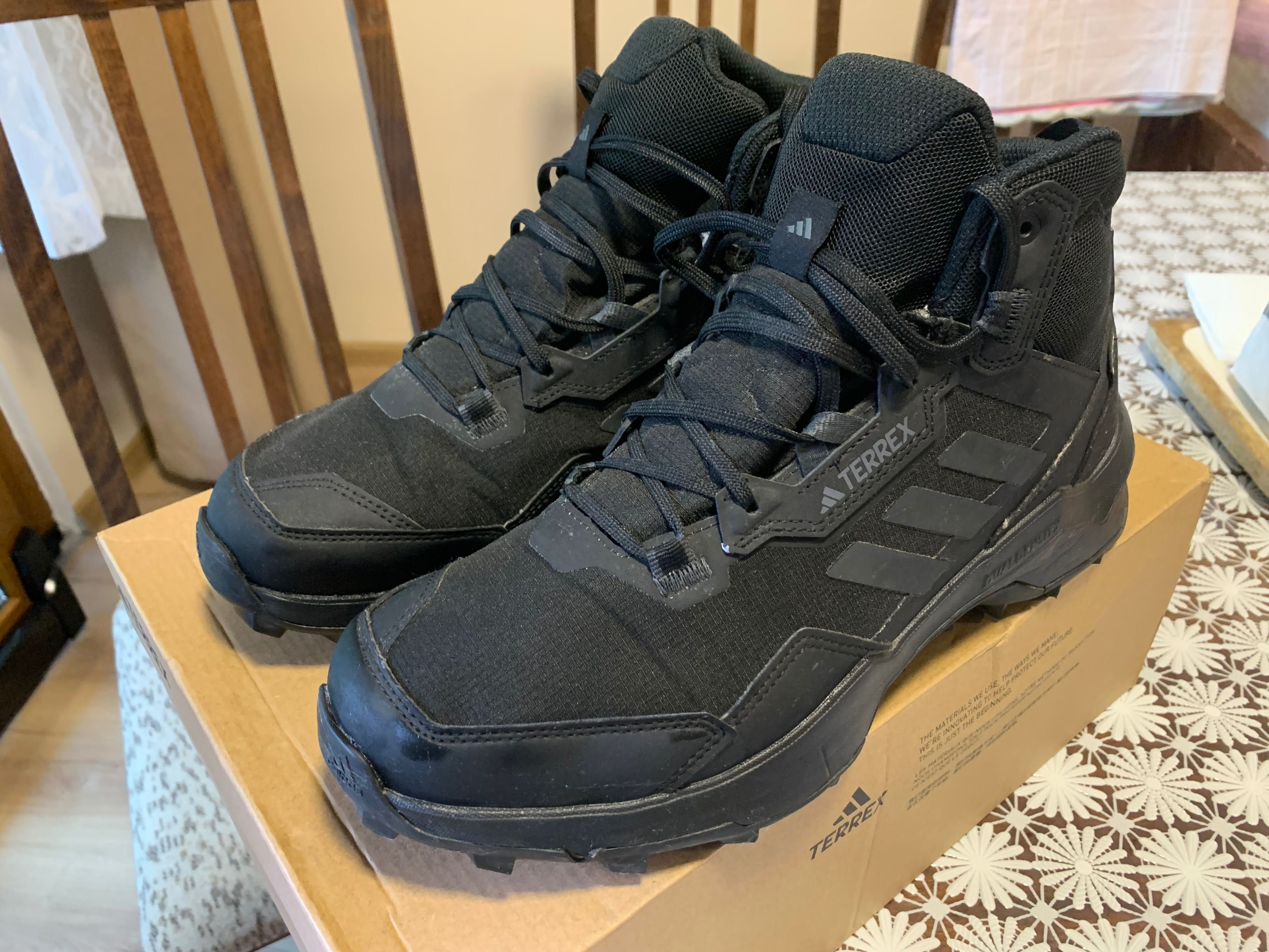 Adidas TERREX ax4 MID gtx