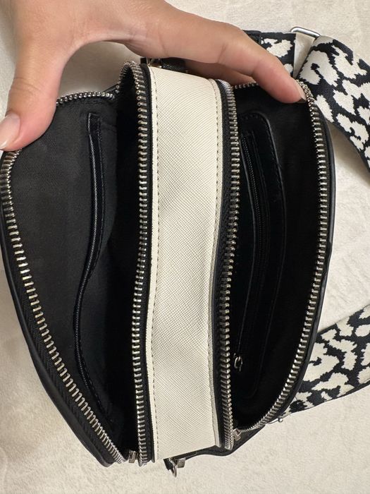 Черна дамска чанта Mohito