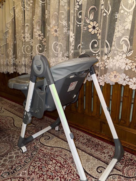 Детский стульчик для кормления