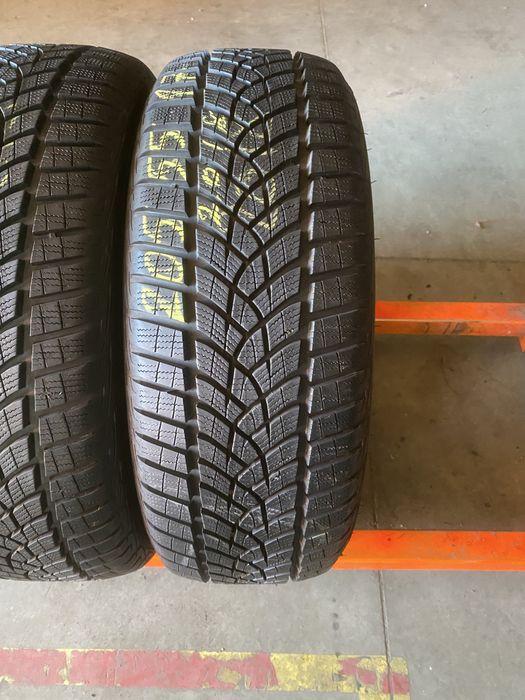 Anvelope iarna 205/55/17 Goodyear Ultra Grip Performance 205 55 17 R17