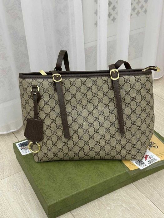 Новая Женская сумочка хорошего качества