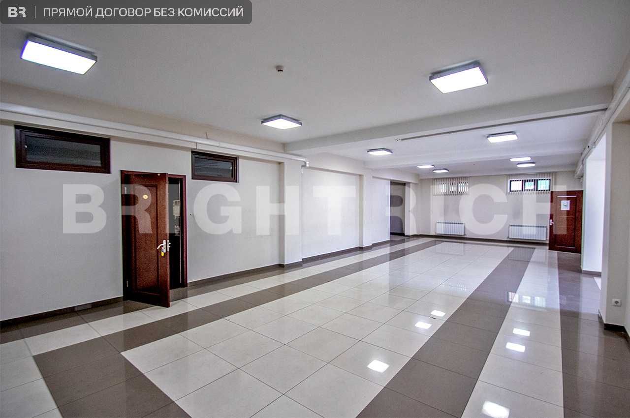 Аренда офиса 1700м², отдельно стоящее здание в центре города