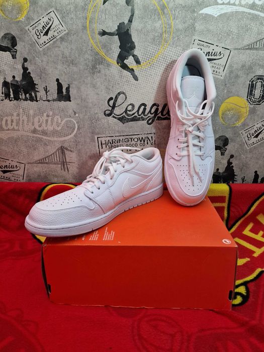 Air Jordan 1 low white, marimea 49