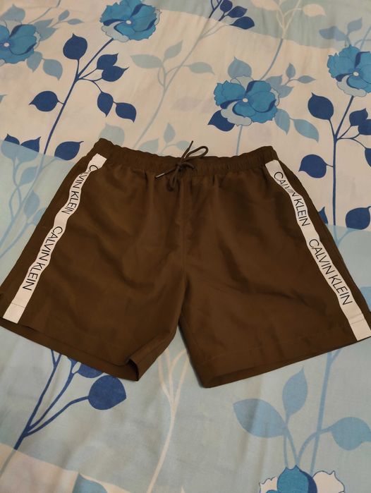 Pantalon scurt Calvin Klein masura M