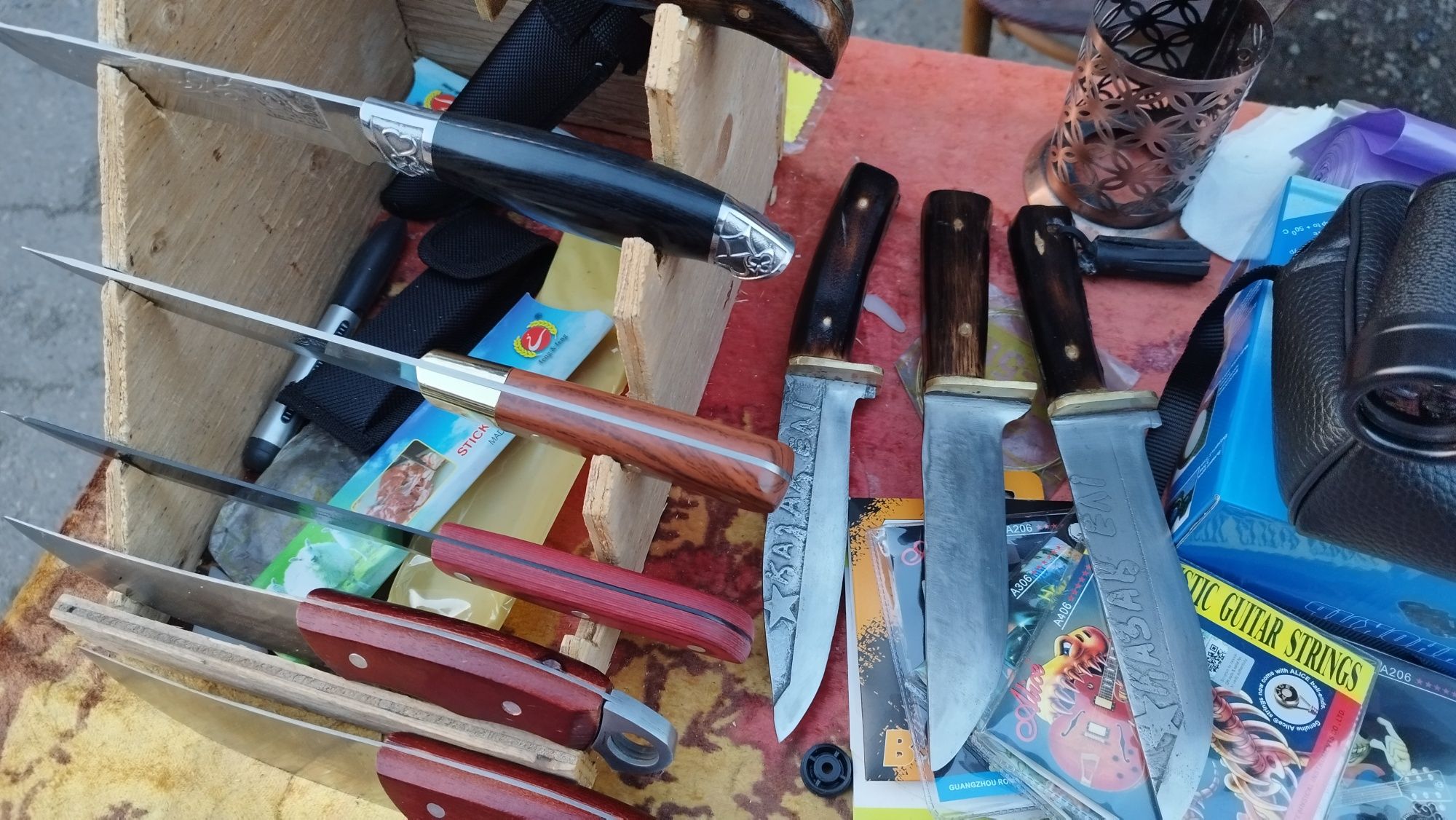 Топоры, кухонные ножи охотнические ножы