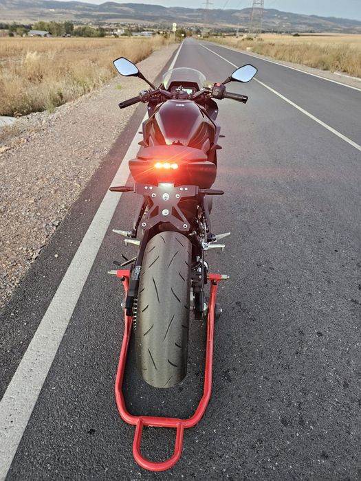 Suzuki GSX8R A2 категория