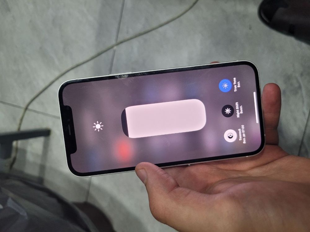 iPhone 12