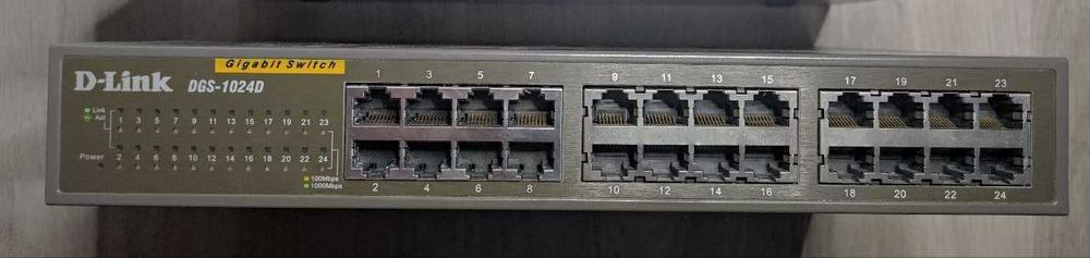 D-Link DGS-1024D 10/100/1000 Mb/s 24 porturi Gigabit