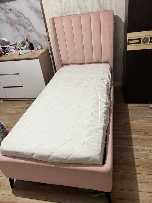 Срочно продам 2 кровати