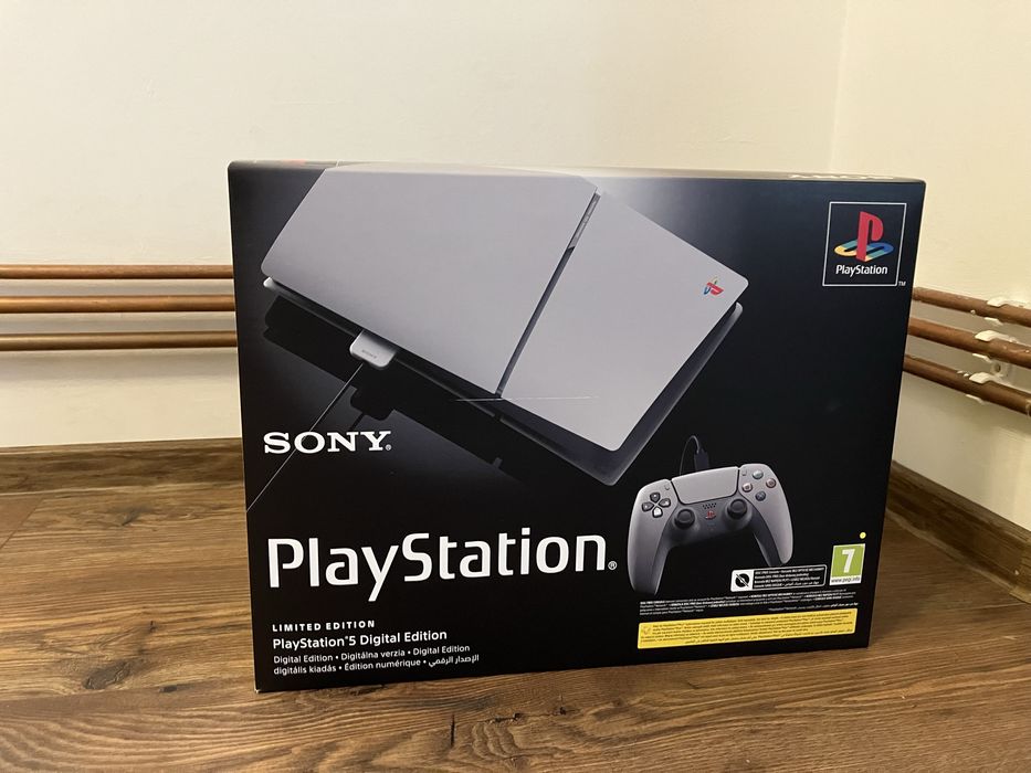 Playstation 5 30th Anniversary SIGILAT NOU