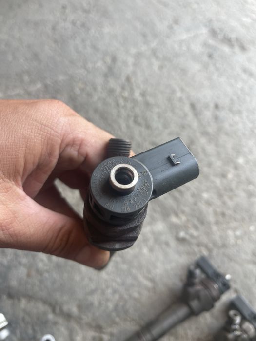 Kit injectie 2.0tdi CFF,CFFB Cod-03L130755L/03L130277J/03L125CMF