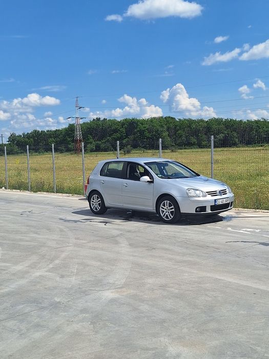 Vand golf5 benzină