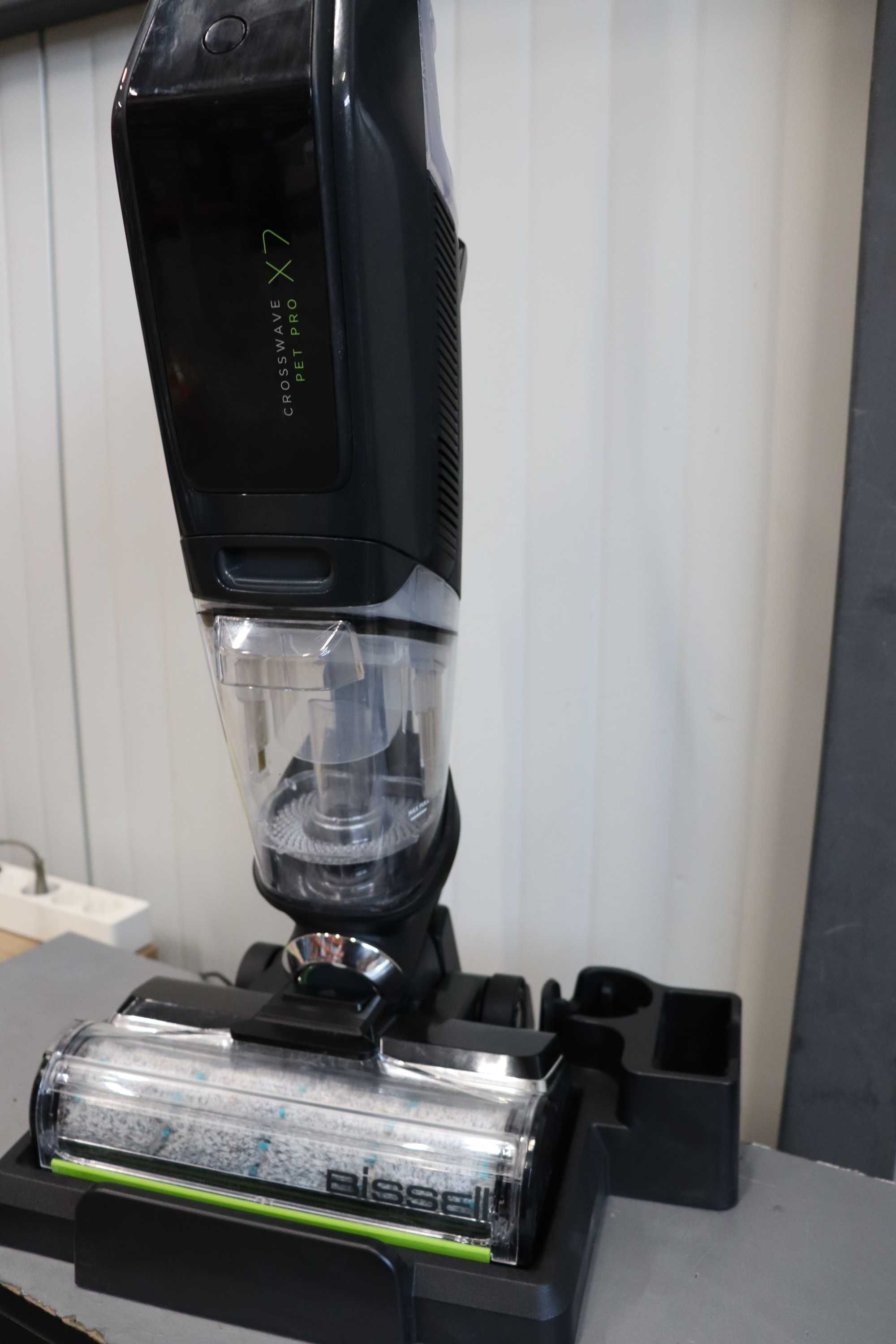Прахосмукачка, сухо/мокро почистване Bissell CrossWave X7 Cordless Pet
