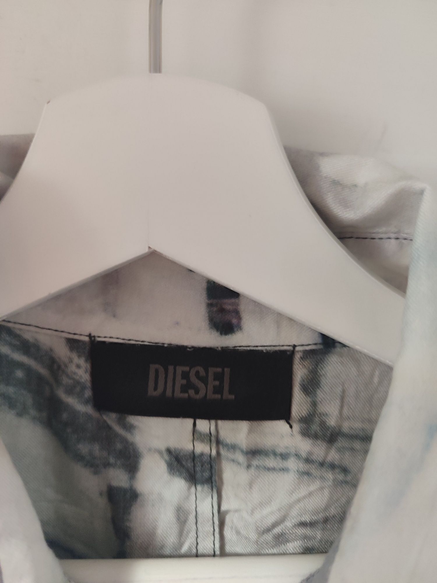 Diesel -водеща световна марка S-L