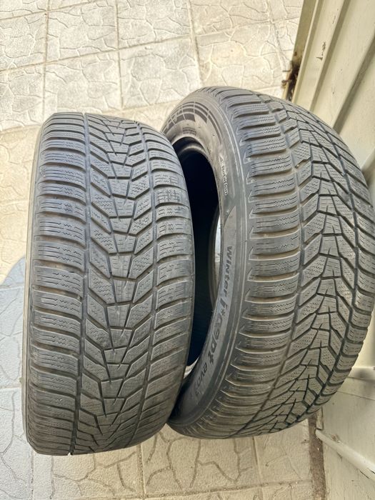 Зимни гуми Hankook 235/55/17 - 2бр.