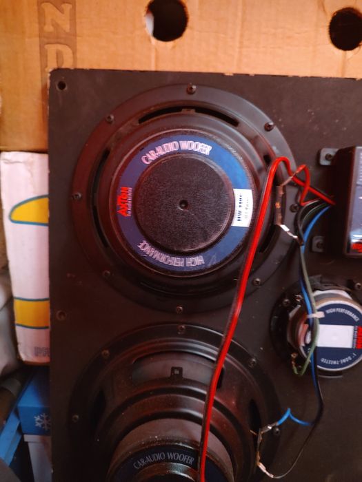 10-инчови говорители четири броя