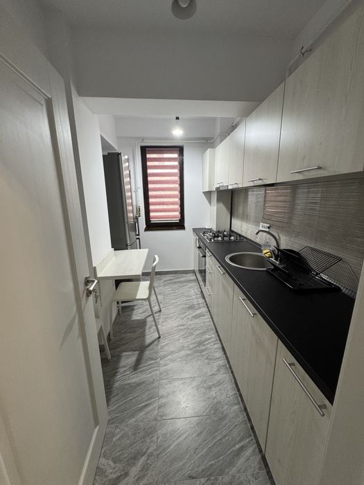 De inchiriat apartament 2 camere bloc nou