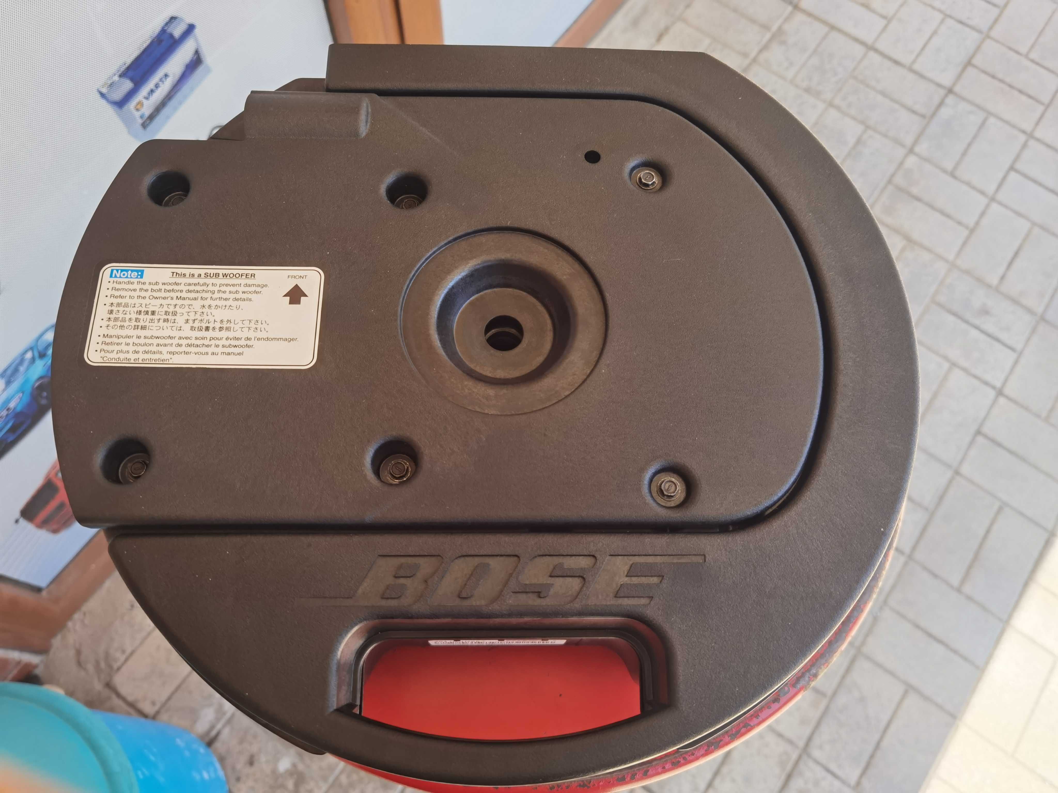 Пасивен субуфер BOSE 28170-JD65A от Nissan(оригинален)