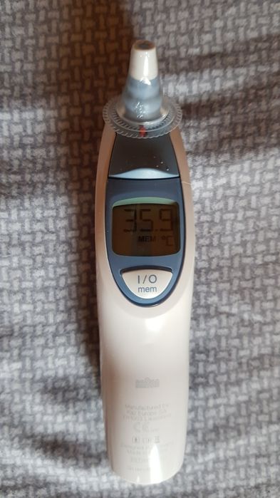 Termometru auricular Braun ThermoScan IRT 4520