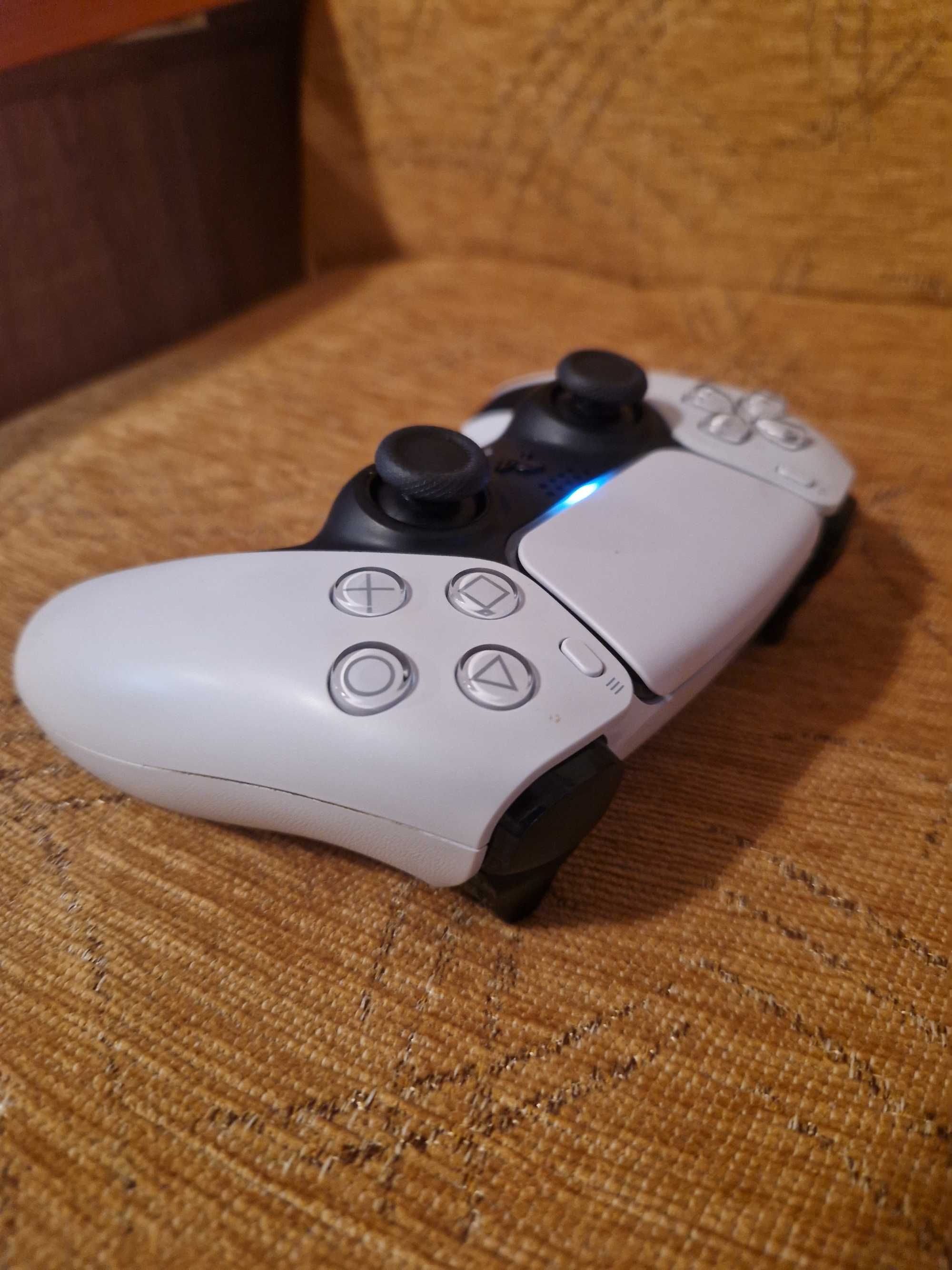 PlayStation 5 1TB Pad