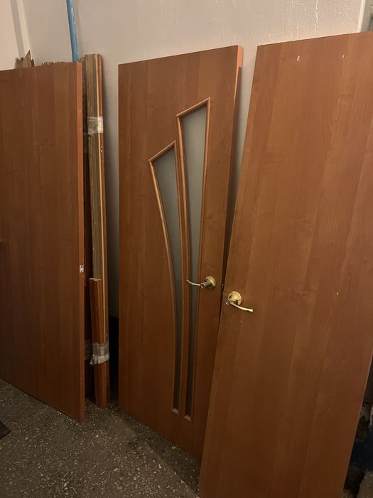Продам межкомнатные двери